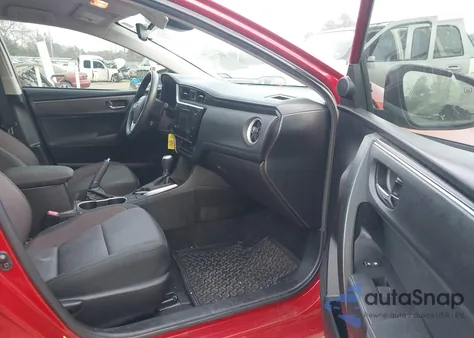 2017 Toyota Corolla Le z USA, uszkodzony, nr VIN 5YFBURHE7HP668350